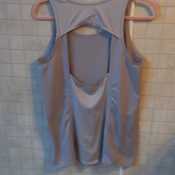 Head althletic woman's tank - Picture 2 of 4